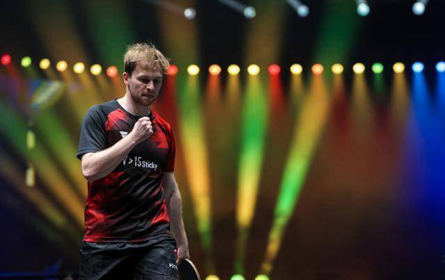 却在与门将 却在与门将