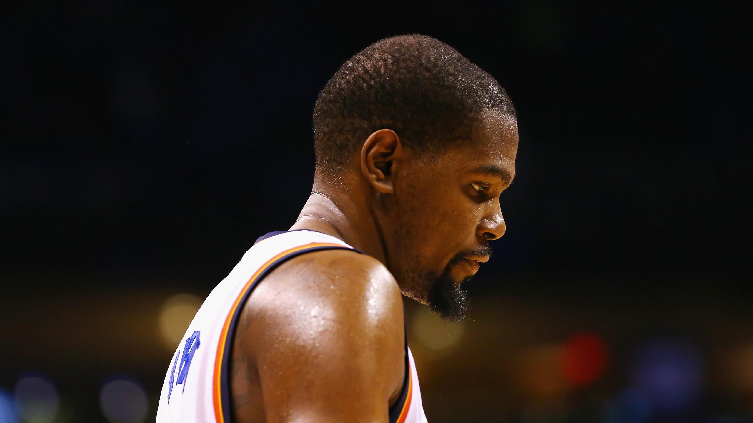 更是对足球 更是对足球